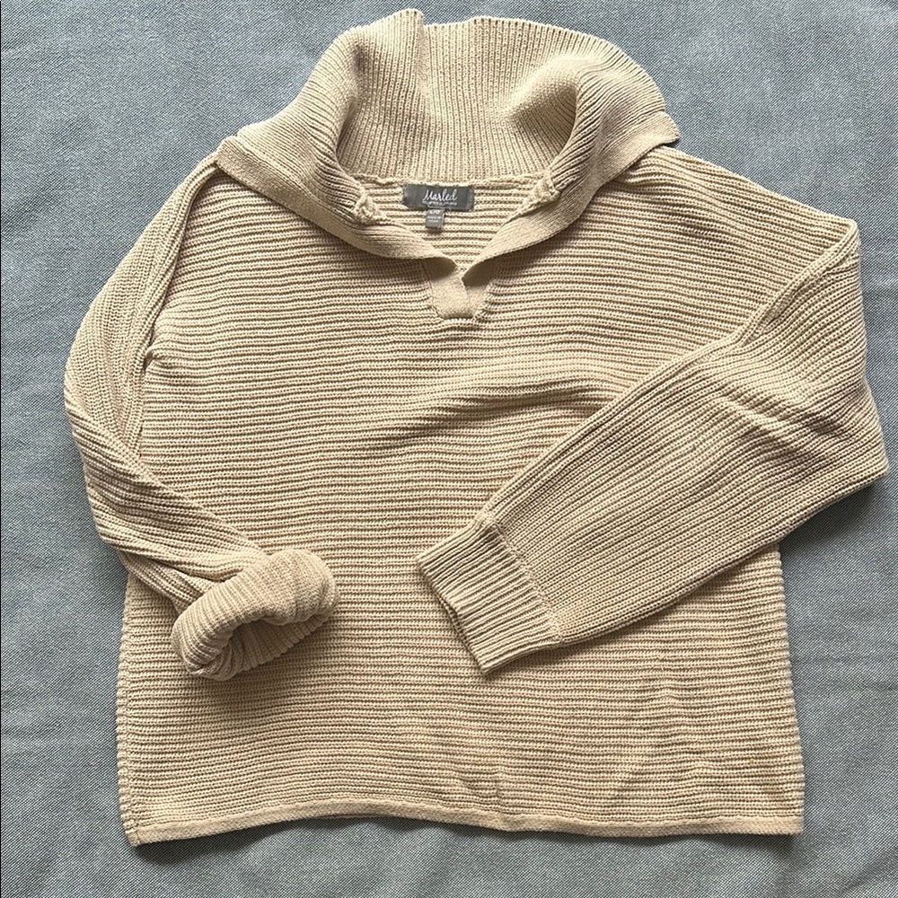 Beige Sweater   🌸 3 for $17
